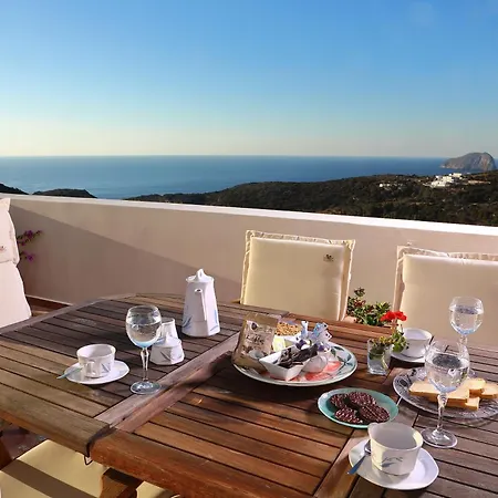 Villa Spilies Kythira Town