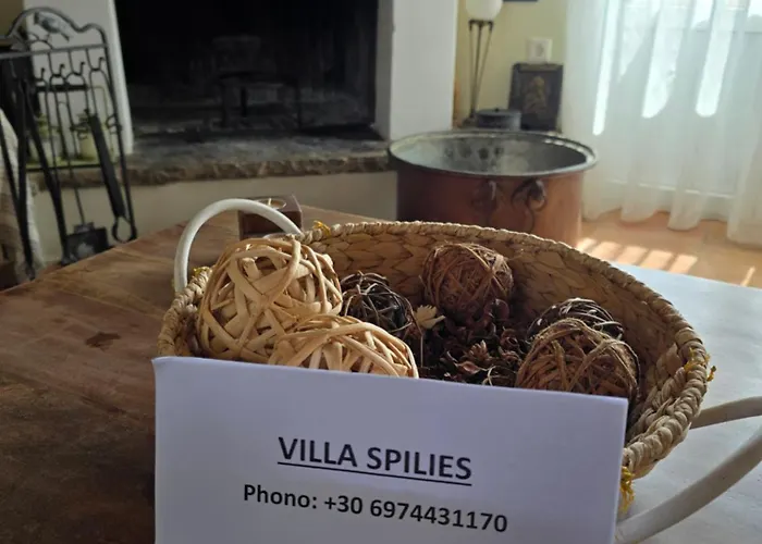 וילה Spilies *